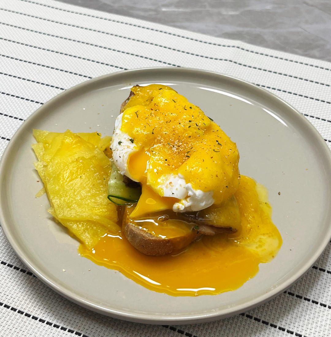 Brunch中的经典～班尼迪克蛋