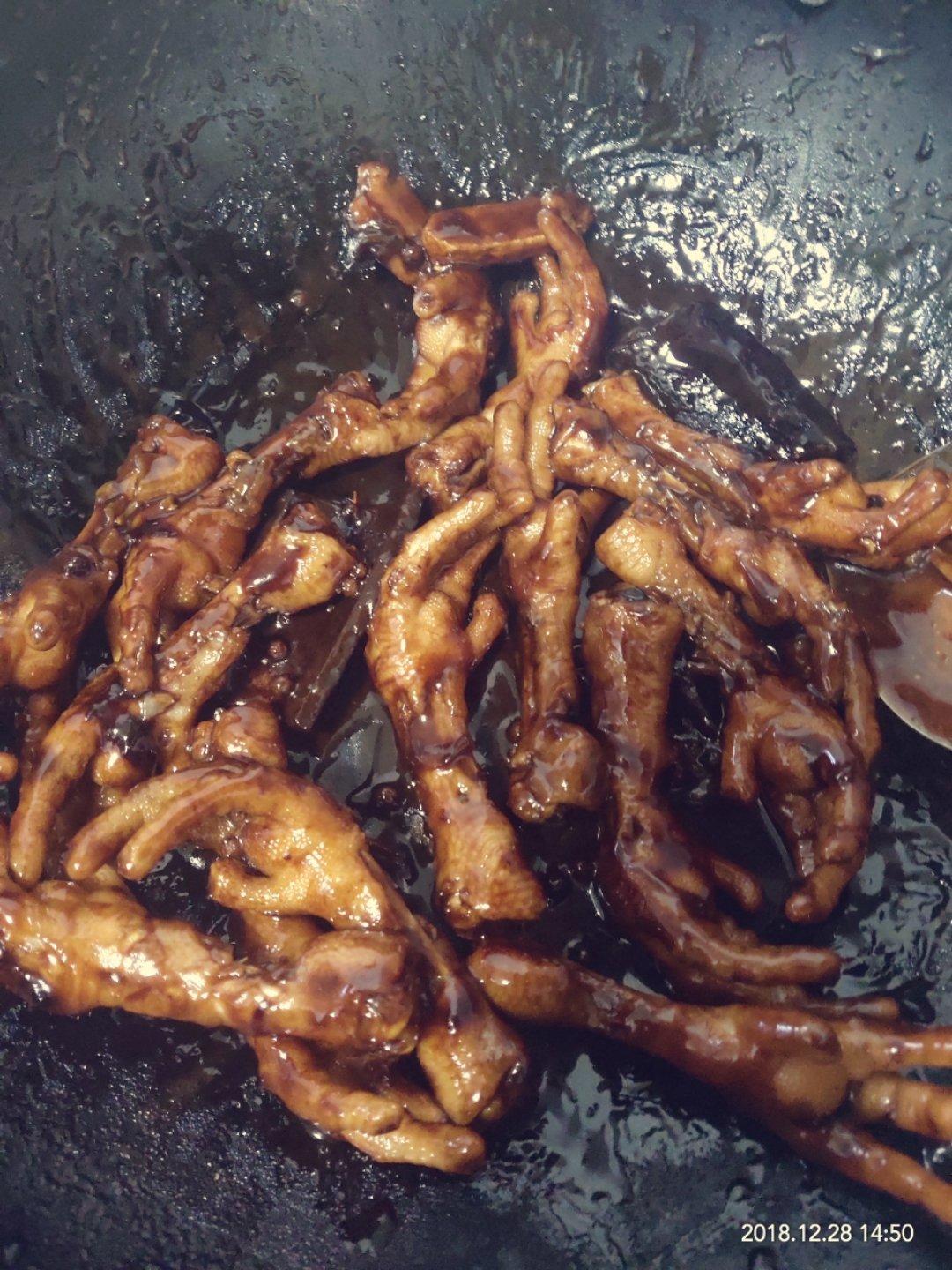 卤鸡爪