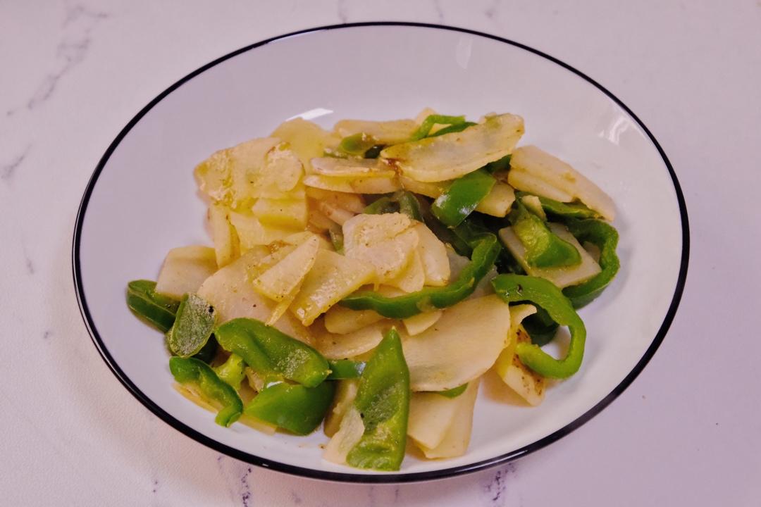 土豆青椒炒肉片