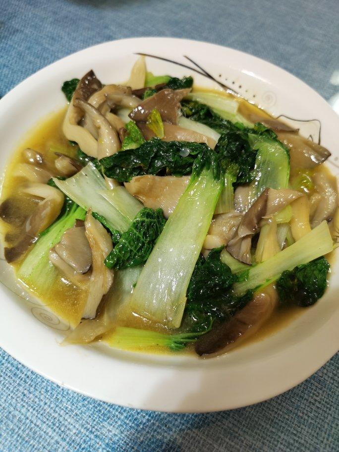 蘑菇炒青菜
