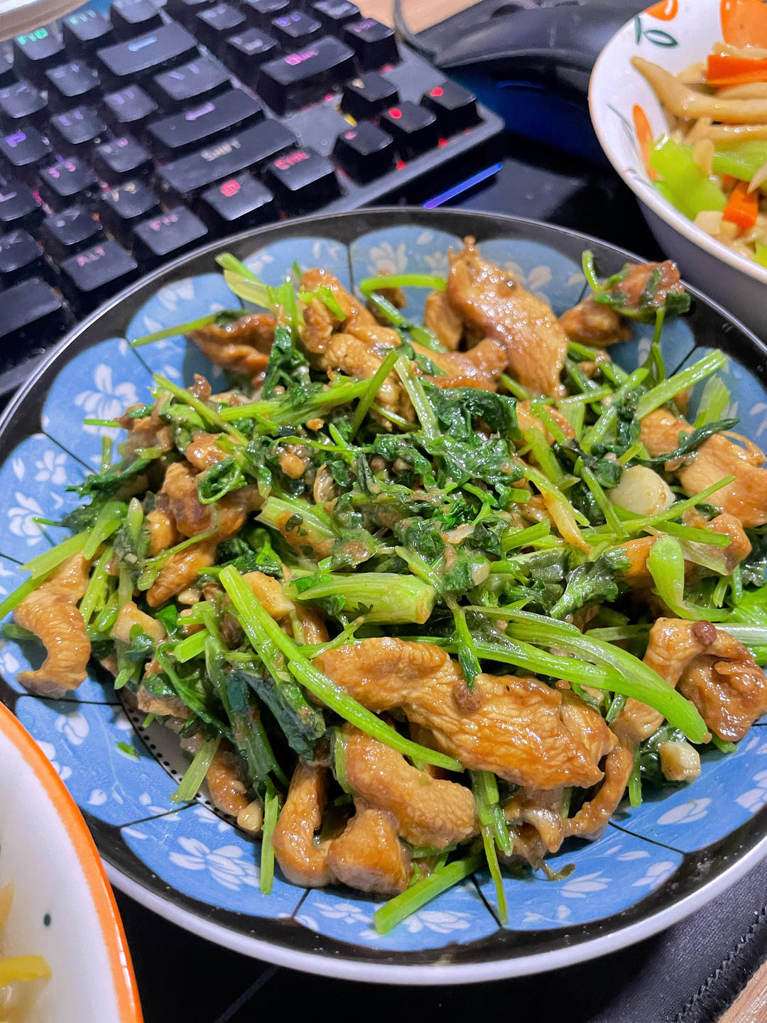 香菜牛肉