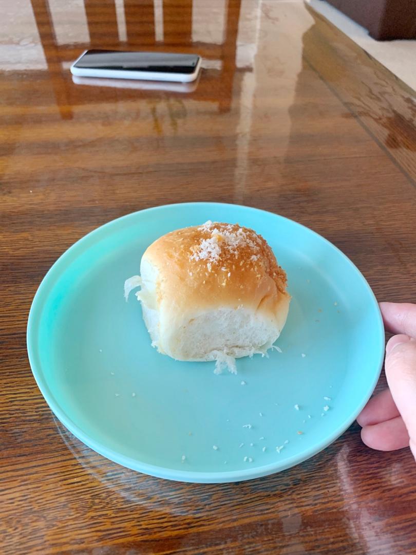 超级柔软的奶油奶酪椰蓉小餐包