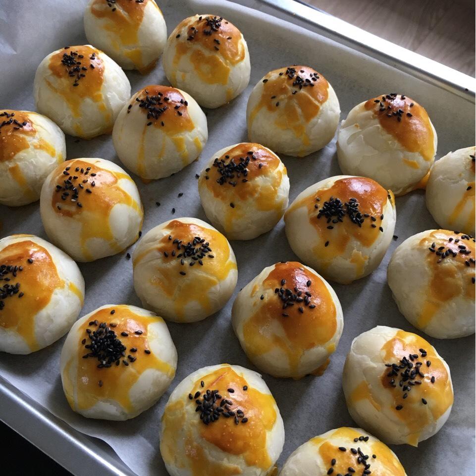蛋黄酥