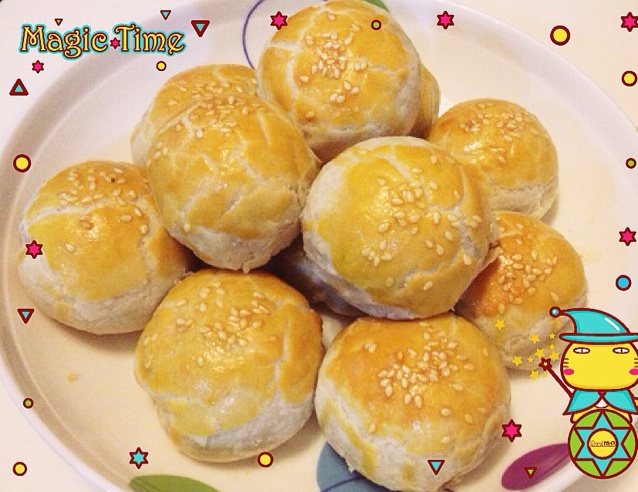 自制栗蓉蛋黄酥