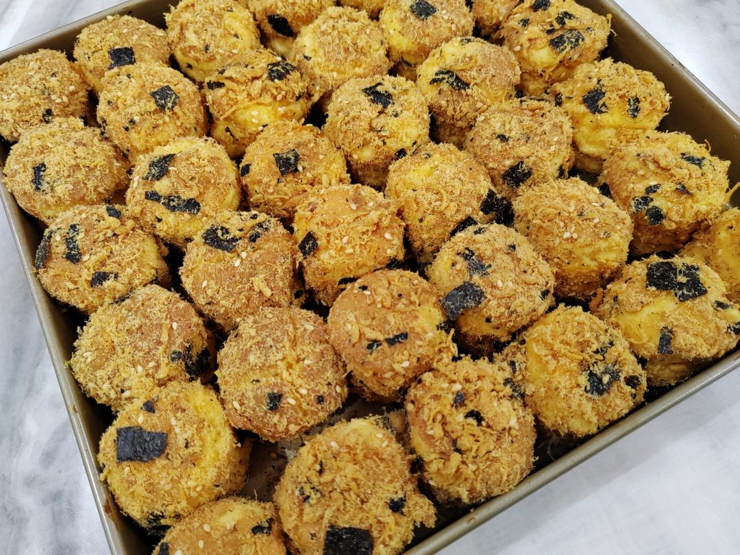 朋友都说比鲍师傅好吃的海苔肉松小贝