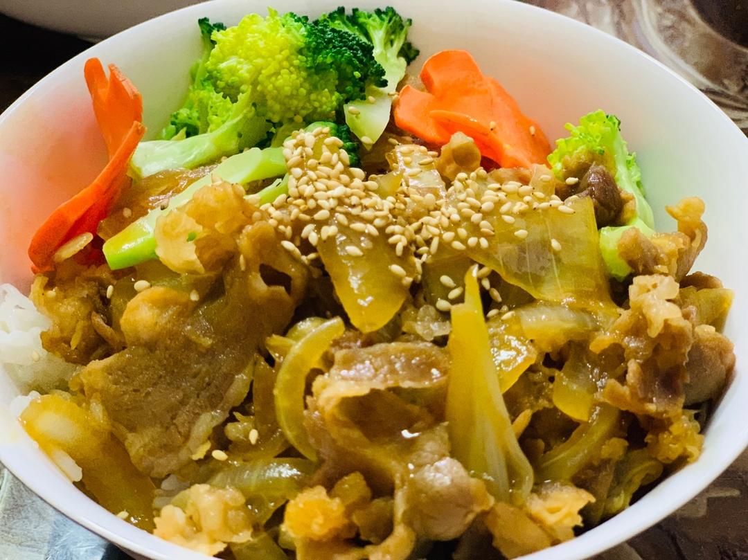 肥牛饭