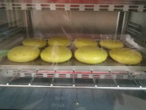 南瓜豆沙饼（微甜）烤箱版的做法 步骤4