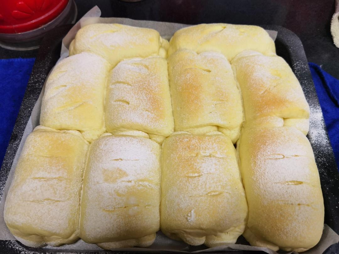 软到不知所措的牛奶卷