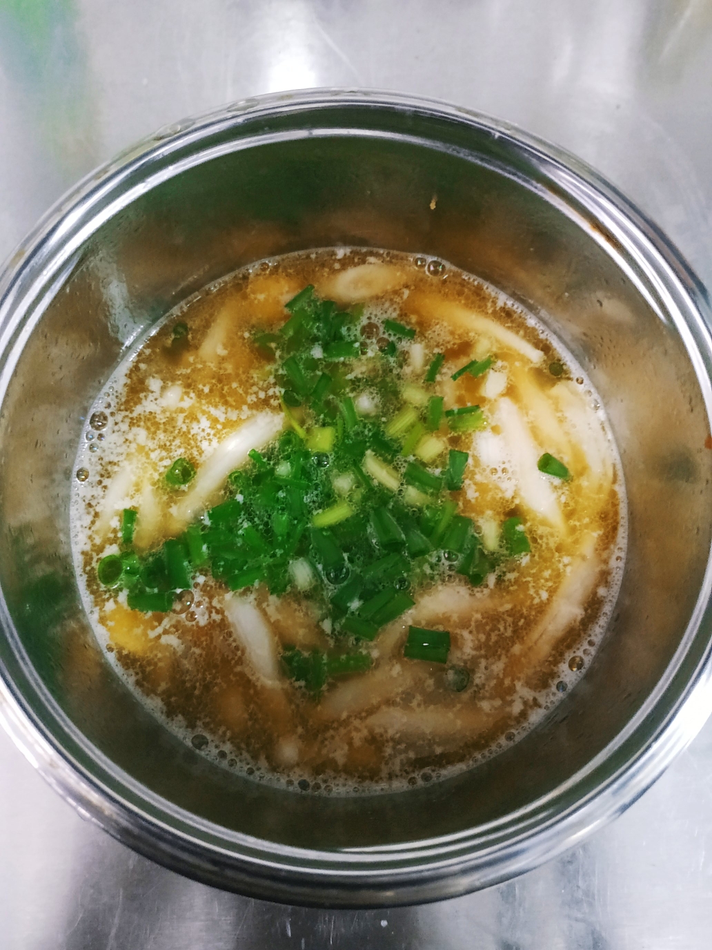海鲜菇鸡蛋汤的做法 步骤12