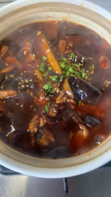 开胃下饭菜！巨简单的家常鱼香茄子煲