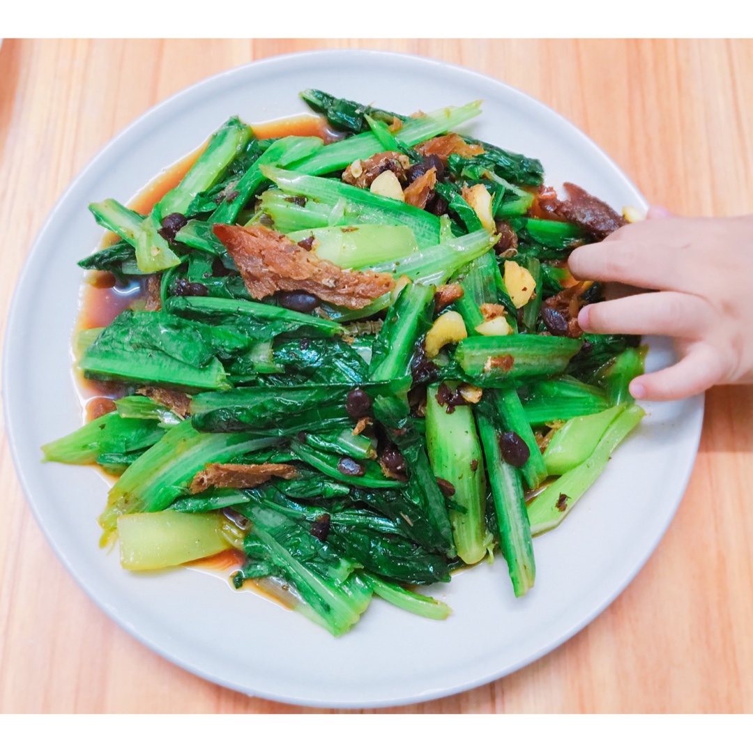 豆豉鲮鱼油麦菜