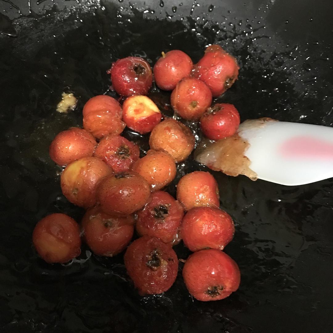 在家就能做酸酸甜甜的雪红果和零食店的一样哦