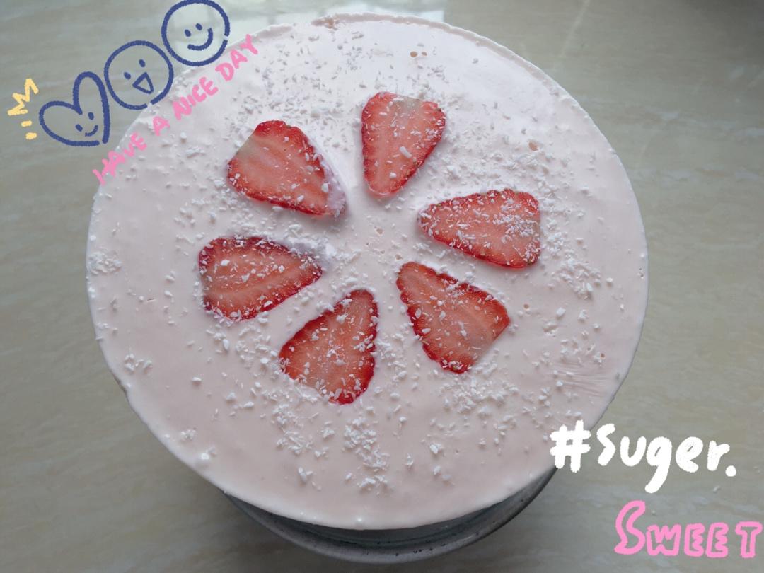 6寸草莓慕斯蛋糕