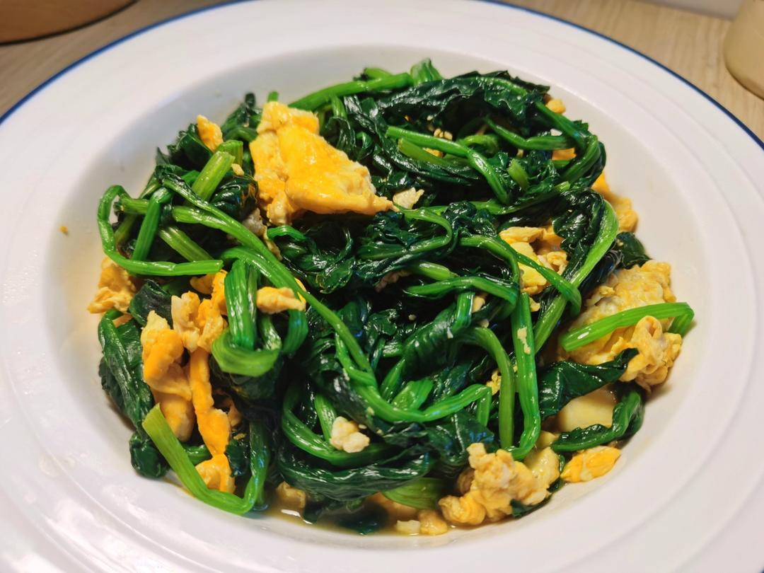 菠菜炒鸡蛋