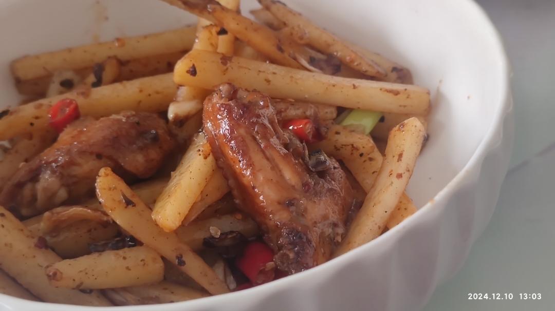 干锅土豆鸡翅(转)