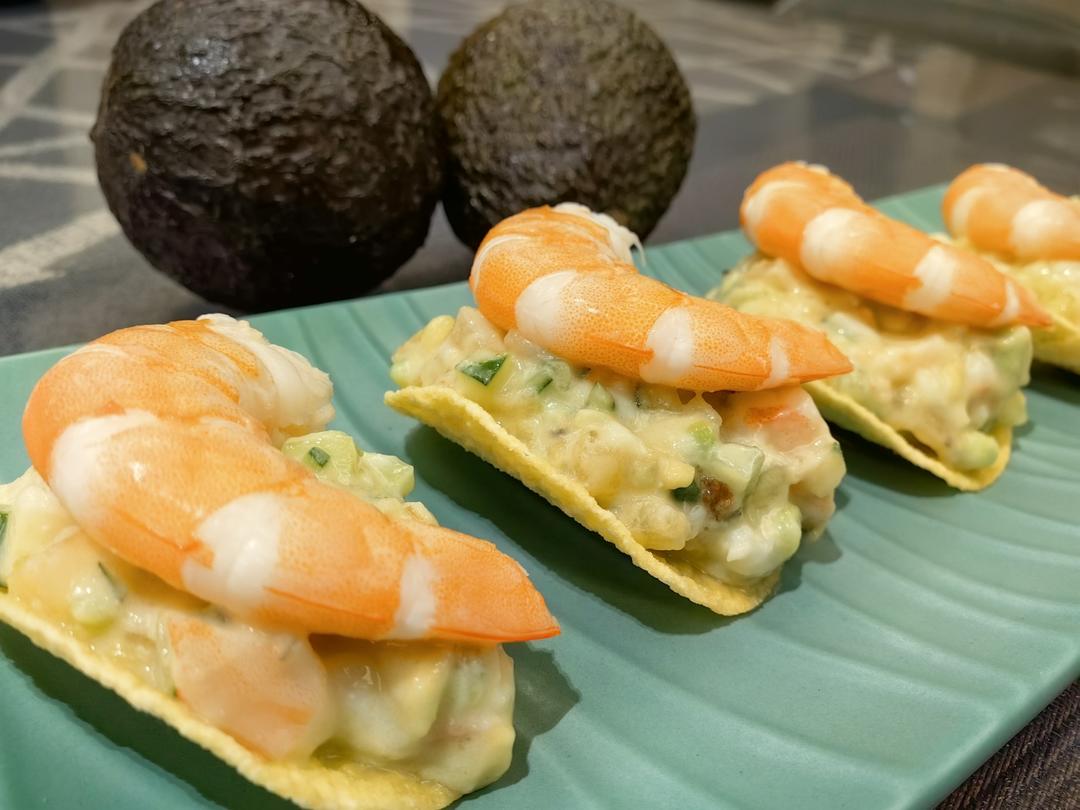 薯片牛油果大虾沙拉