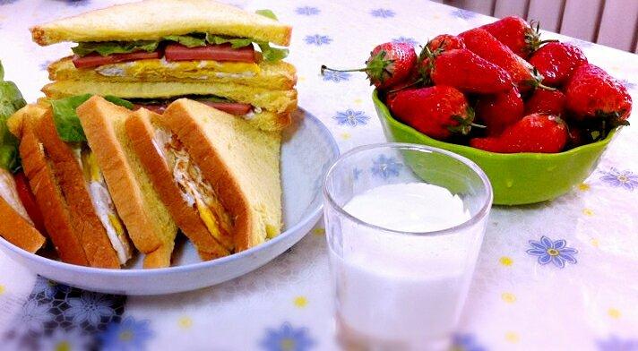 纯奶手撕吐司的做法 步骤1