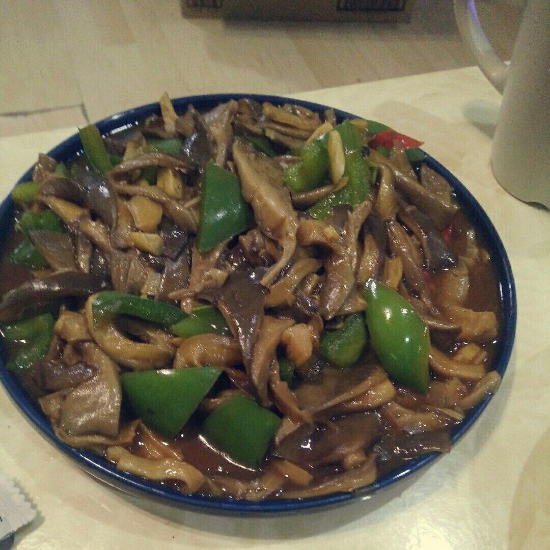 辣椒蘑菇炒肉