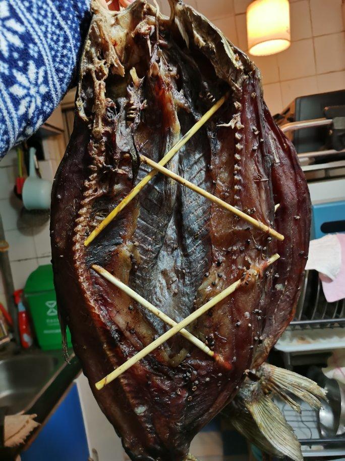 彤麻麻的美食屋做的腌几条湖北传统腊鱼吧