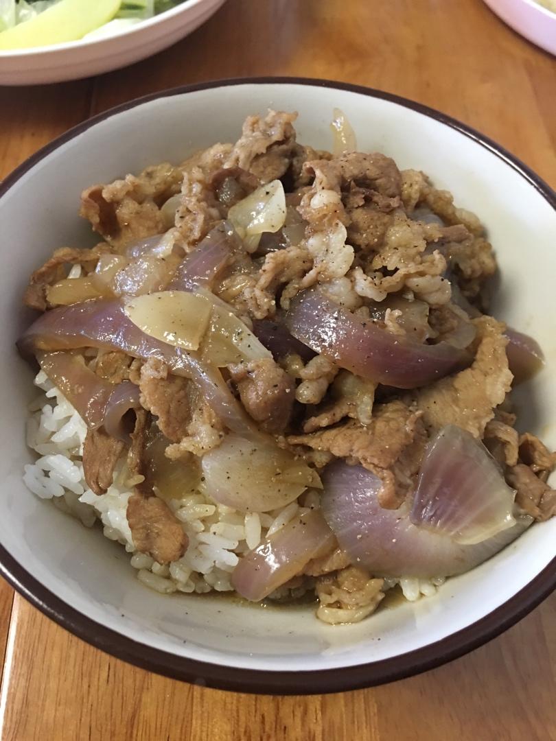 吉野家牛肉饭（牛丼）