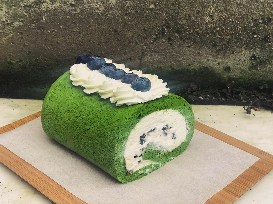 清新抹茶红豆卷