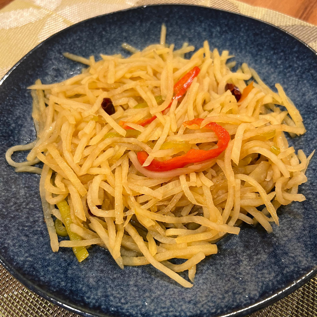 酸辣土豆丝的家常做法 超级下饭