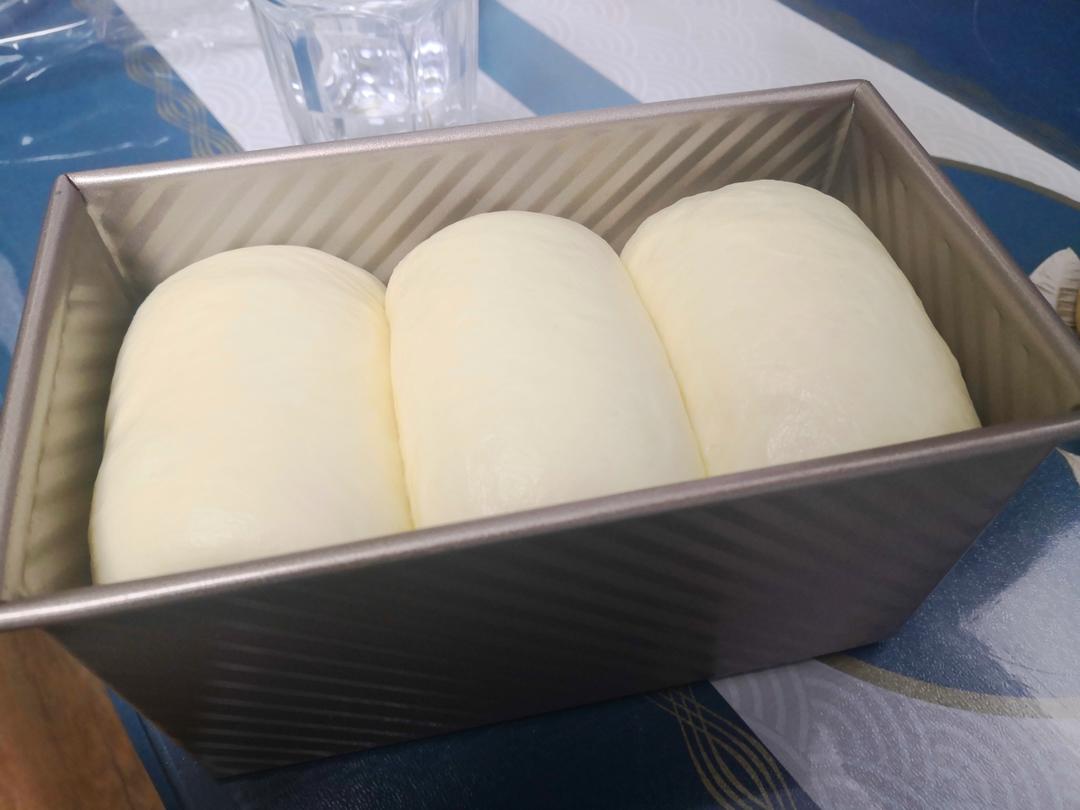 爆发力极强的！布里欧修皇冠吐司！