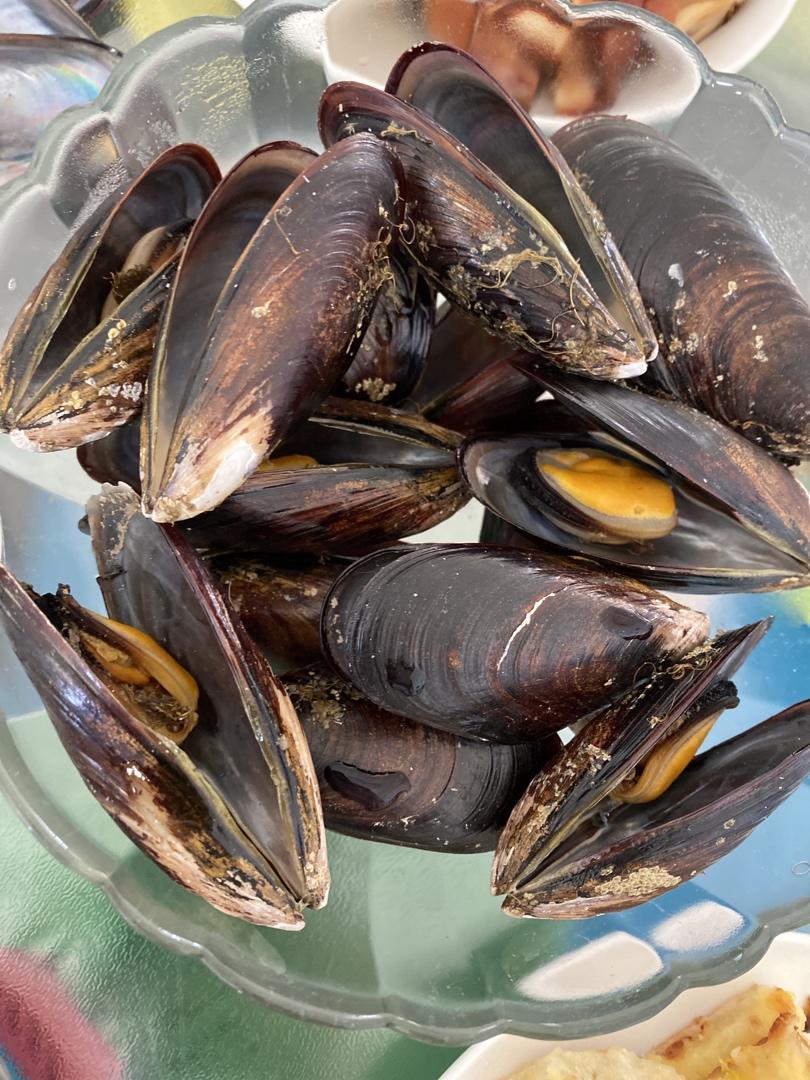 清蒸青口贝(海虹，贻贝)附蘸汁