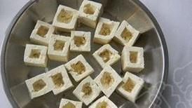 砂锅煲豆腐酿的做法 步骤4
