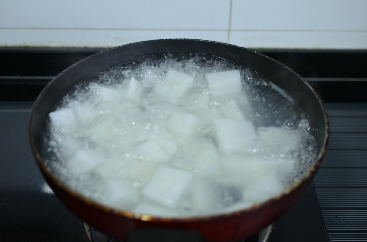 冬日萝卜牛杂煲的做法 步骤10