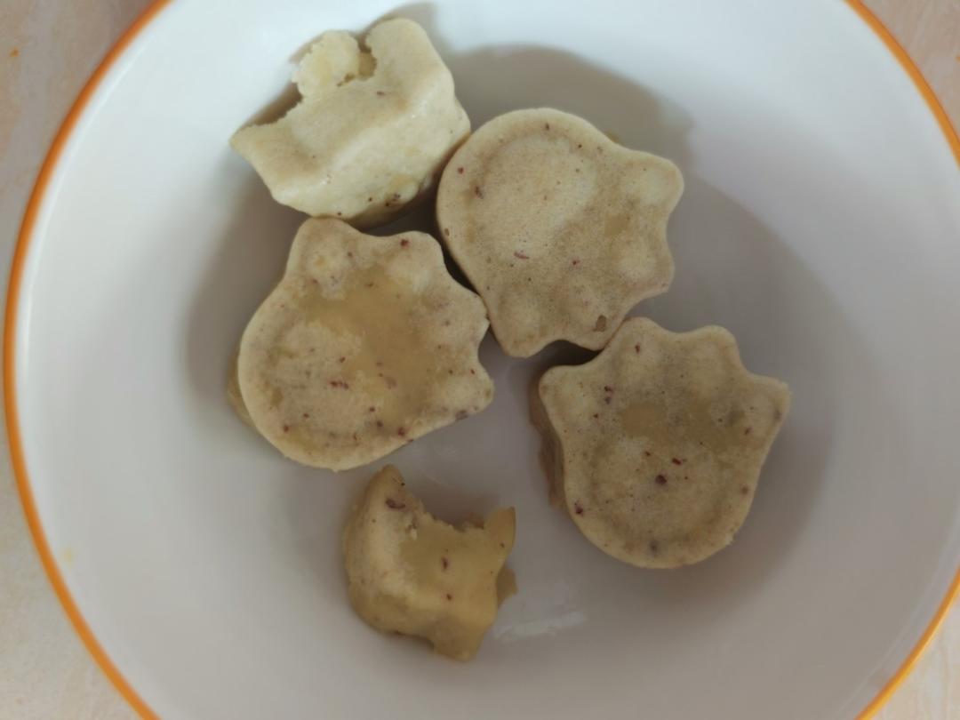 宝宝辅食:苹果红枣蒸糕