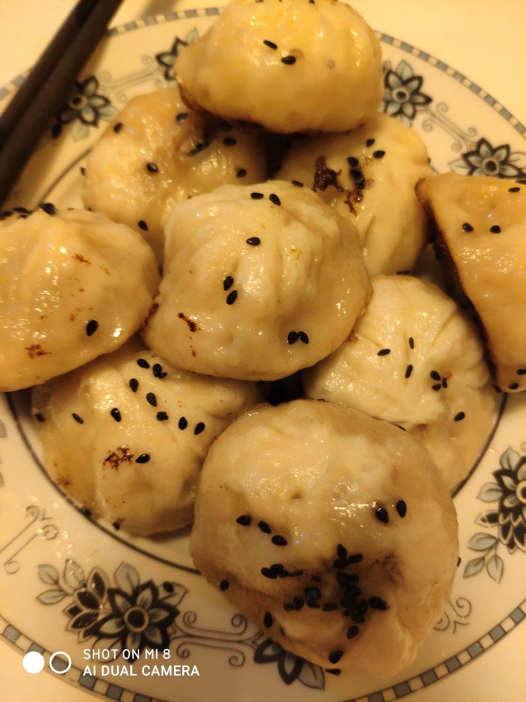 鲜虾猪肉生煎包（一定要看视频哟~）