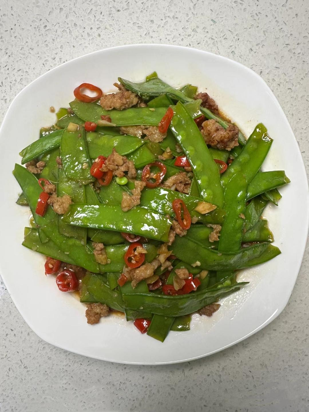 荷兰豆炒肉末