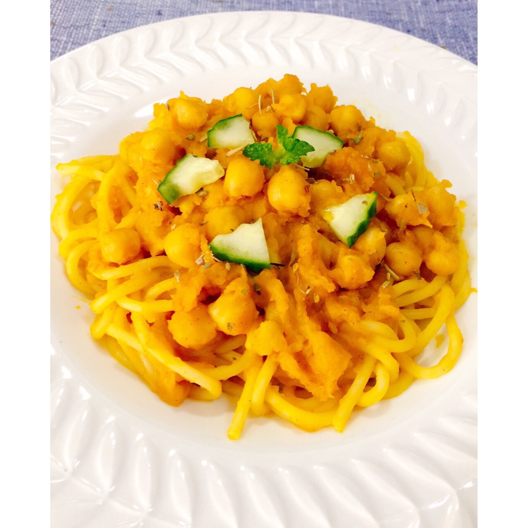 南瓜意面(Spaghetti with Pumpkin Sauce)