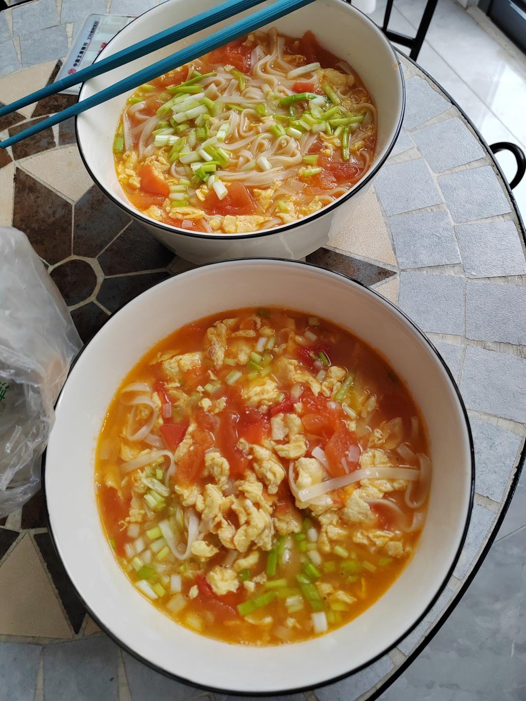 汤都要喝光的西红柿鸡蛋面