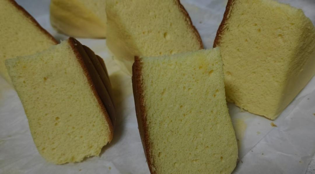 椰子油古早味蛋糕