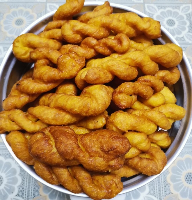 炸麻花家庭做法(炸麻花家庭做法炸油条) 炸麻花家庭做法(炸麻花家庭做法炸油条)