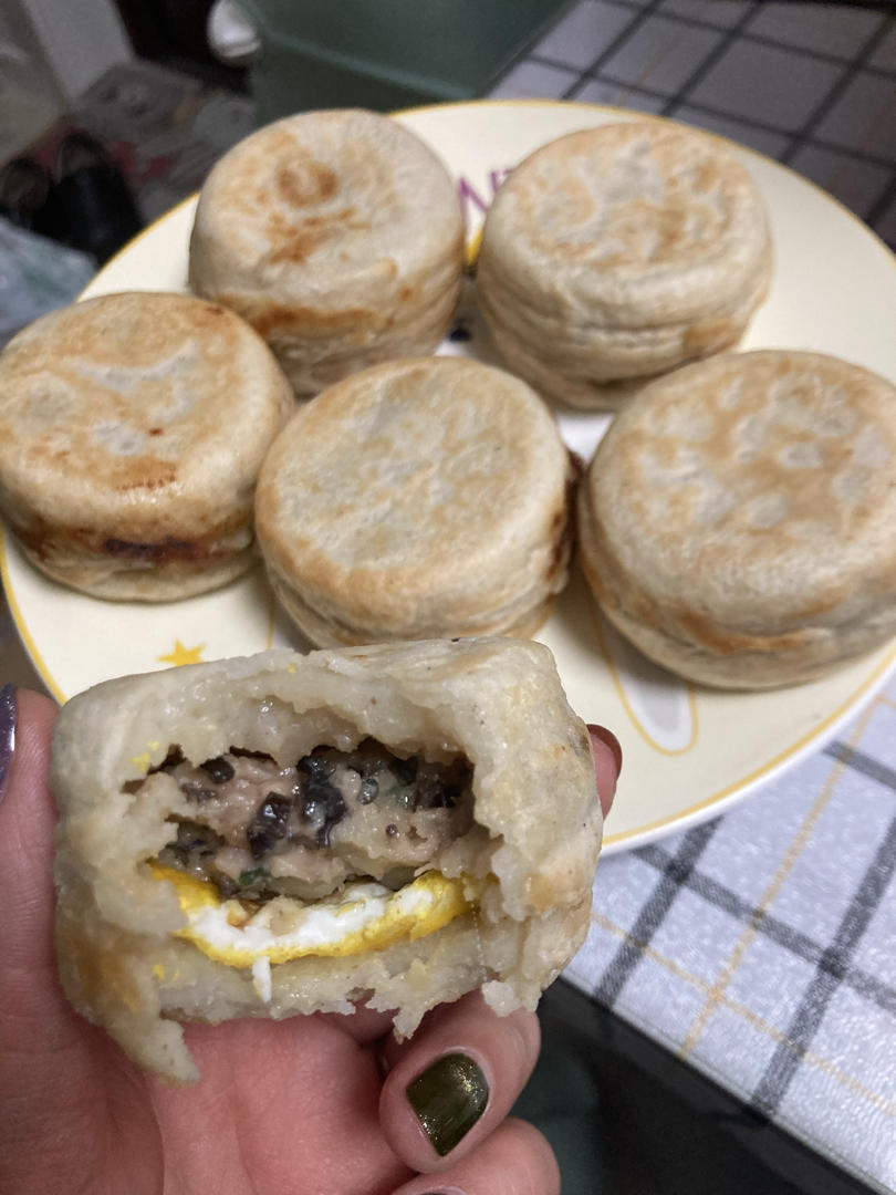 早餐霸王~沉甸甸鸡蛋汉堡