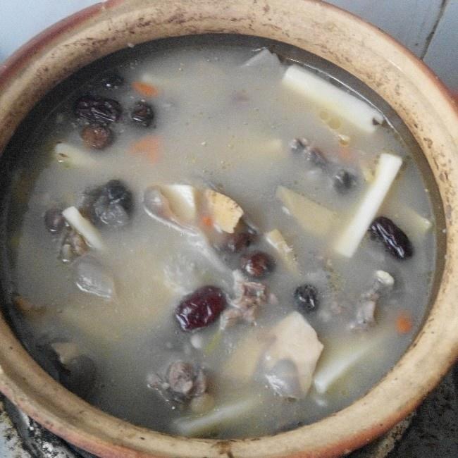 甲鱼山药香菇汤的做法 步骤2
