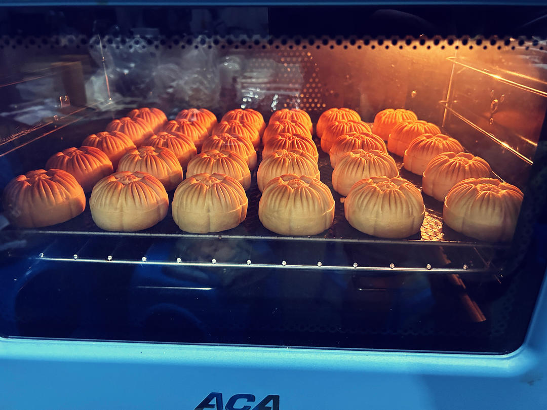 广式豆沙月饼（75克、50克、各种规格都有）