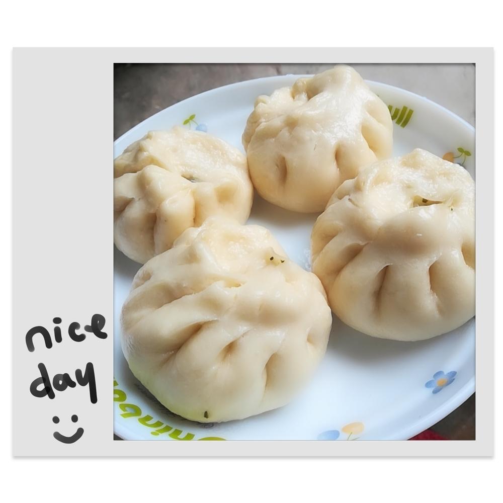 鲜肉韭菜粉丝包