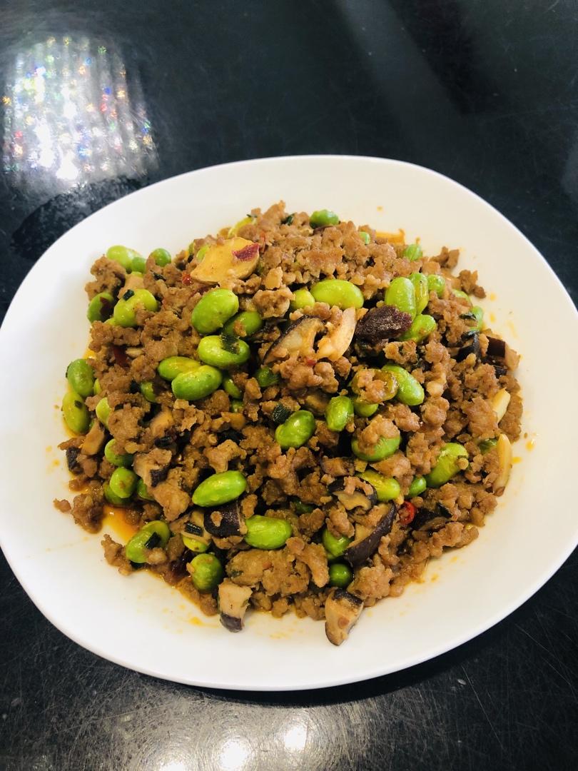 超级下饭的毛豆炒肉沫，比凉拌毛豆香