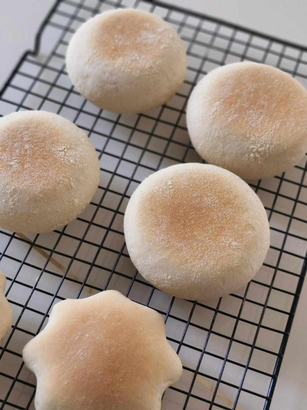 猪柳蛋麦满分 —英式玛芬胚English muffin