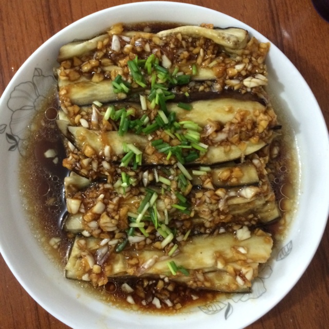 凉拌蒸茄子