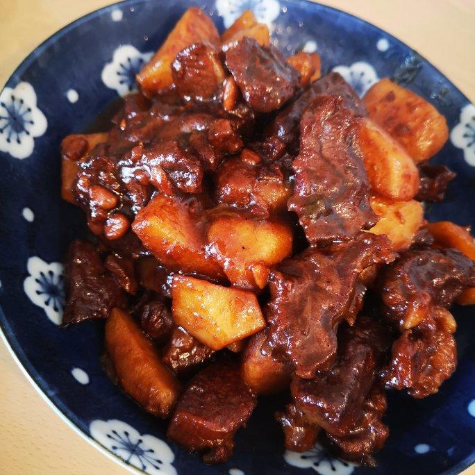 土豆炖牛肉🐂