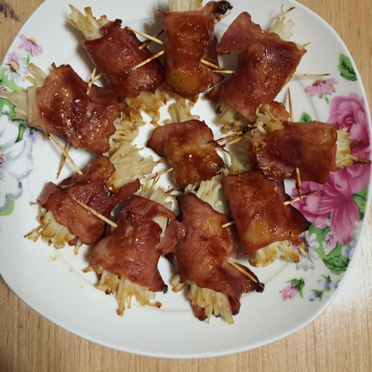 酱烤金针菇培根卷