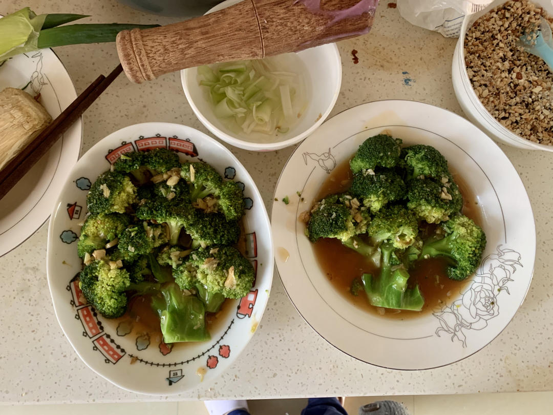 年夜饭：发财树