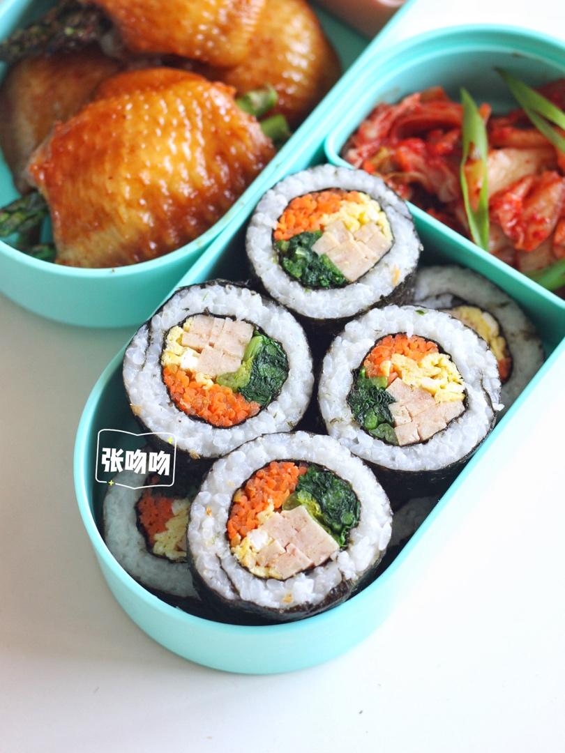 高颜值的紫菜包饭
