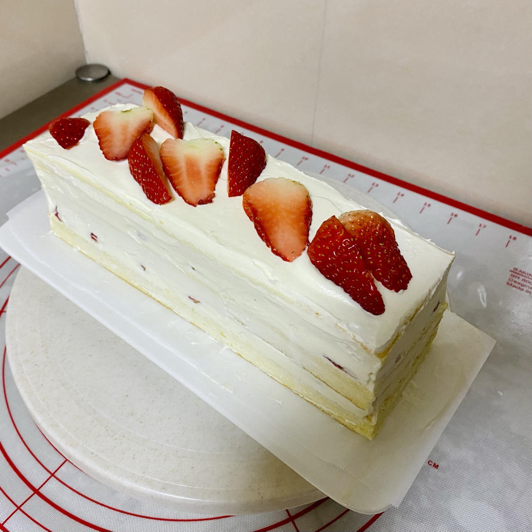 【视频食谱】原味基础蛋糕卷