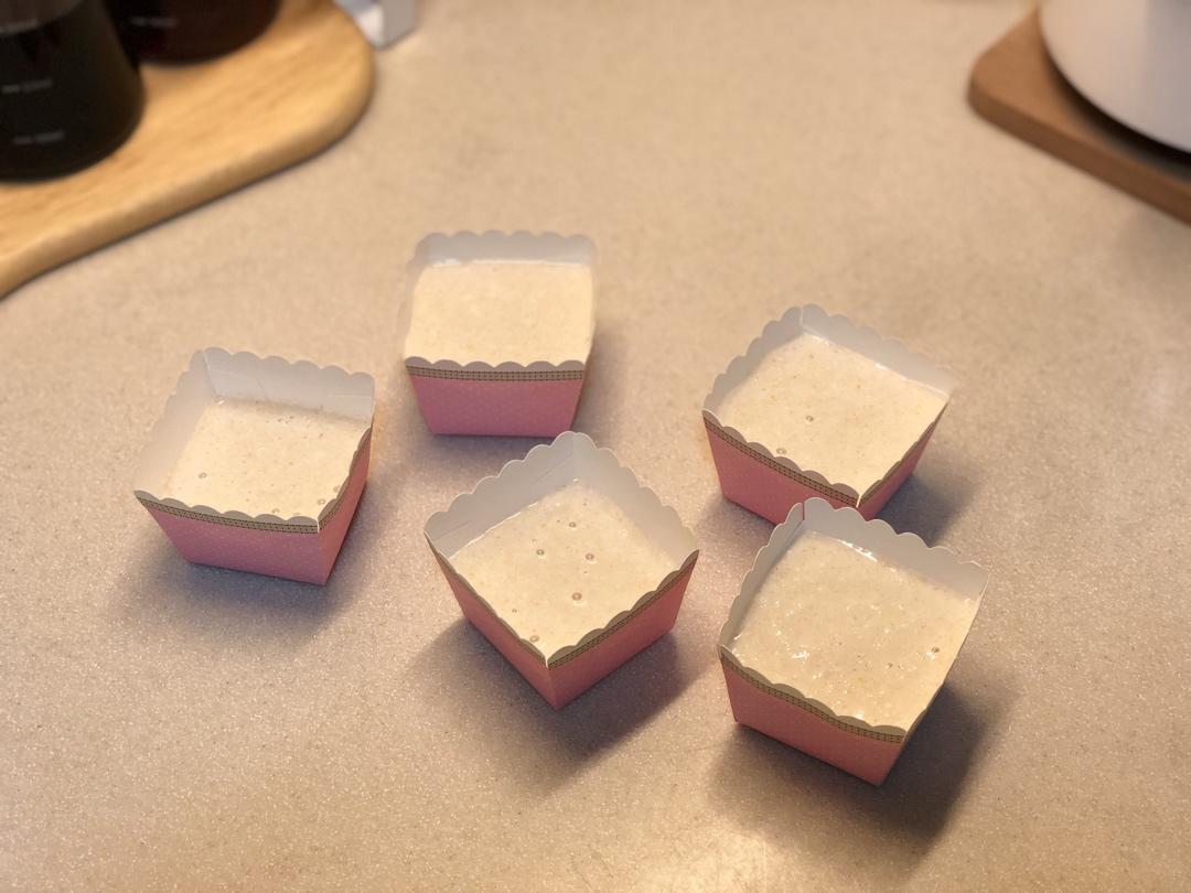 大米粉做的奶香米糕